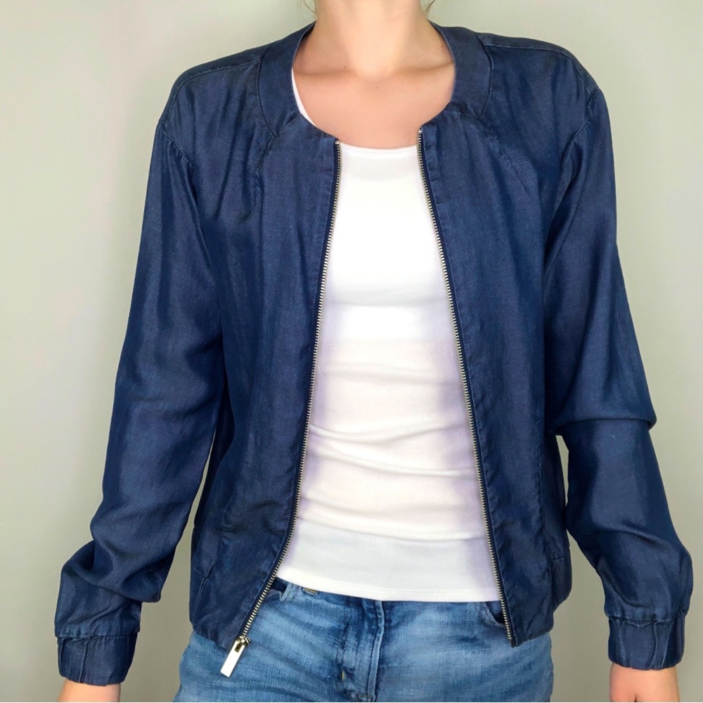 Ellen Tracy Denim Core Jacket Zip Up Tencel Classic Sleek Streetwear Bomber